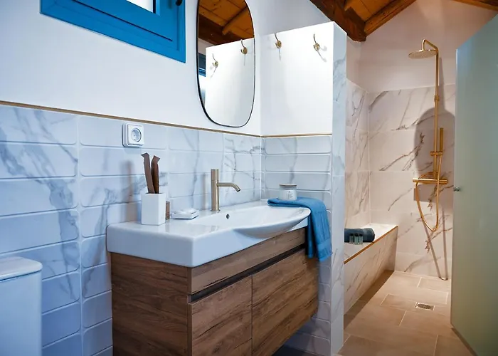 펜션 Amici With Outdoor Jacuzzi Andipáta