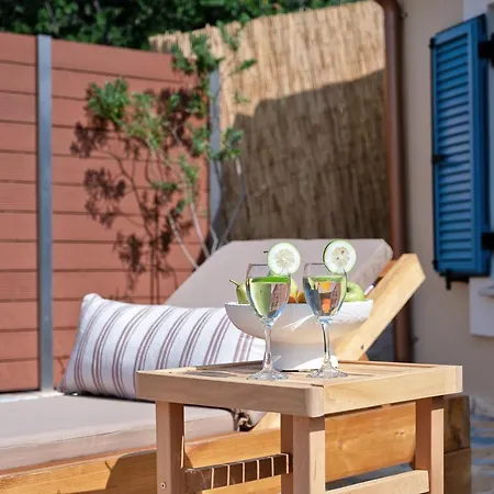 Amici With Outdoor Jacuzzi Case de vacanță *