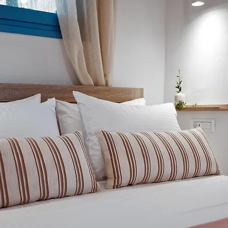 Case de vacanță Amici With Outdoor Jacuzzi *