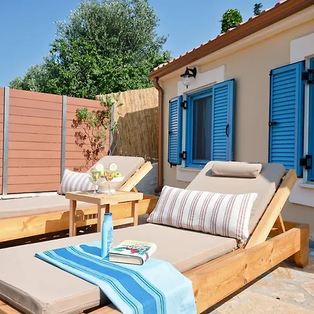 Amici With Outdoor Jacuzzi Case de vacanță *